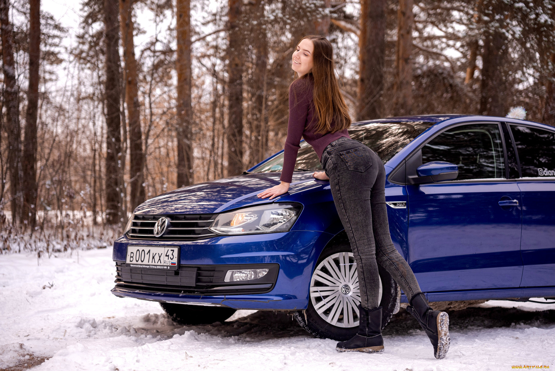 Обои Автомобили -Авто с девушками, обои для рабочего стола, фотографии  автомобили, -авто с девушками, volkswagen, polo Обои для рабочего стола,  скачать обои картинки заставки на рабочий стол.